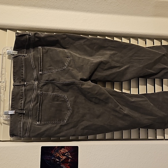 Torrid Crop Jegging - Picture 5 of 10